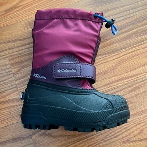 NEW toddler size 8 Columbia snow boots